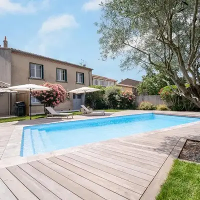 Beautiful Home In Villegly With Kitchen