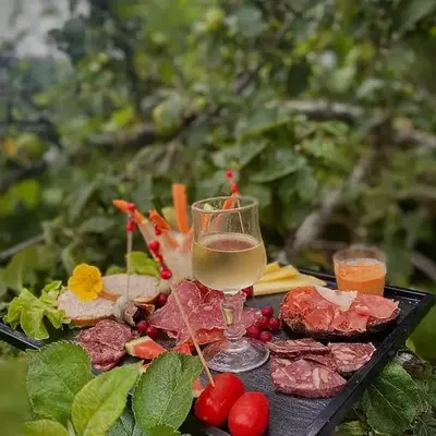 Ferme-auberge le cochon du Madres