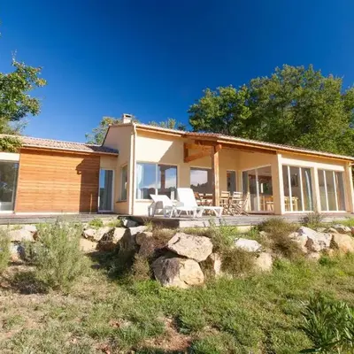 Pet-Friendly Home w Garden