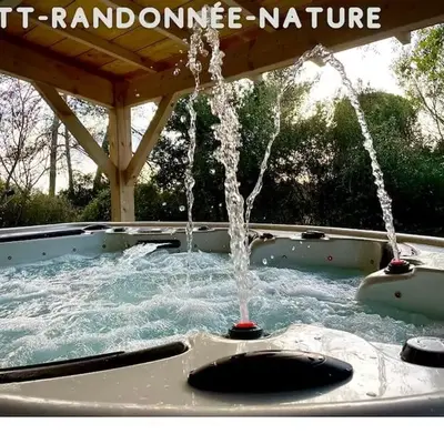 Plein cœur de la nature ~ Jacuzzi Privé 24h/24h