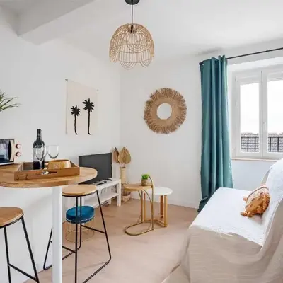 Le Tropical : T2 rénové Ambiance Cosy et Colorée