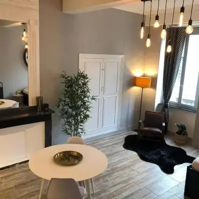 Studio au pied de la cité