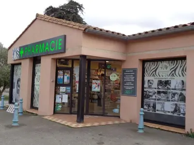 a store with a sign on the front of it at Château Winery la Batisse le minervois in La Redorte