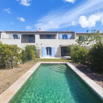 Awesome Home In Saint-Laurent-De-La-Ca