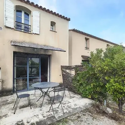 2 Bedroom Stunning Home In Saint-Laurent-De-La-Ca