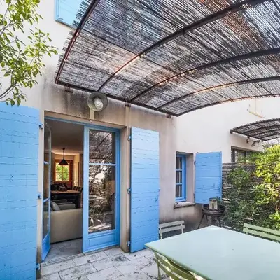 Nice Home In Saint-Laurent-De-La-Ca