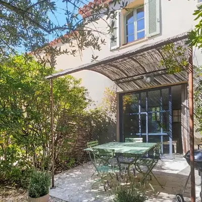 2 Bedroom Cozy Home In Saint-Laurent-De-La-Ca