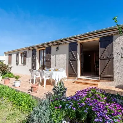 Holiday Home La maison du carignan by Interhome