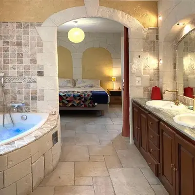 Maison avec 2 appartements