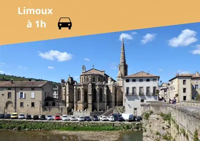 an image of a city with a picture of a building at L'Orchidée, proche de la gare avec clim et terrasse in Narbonne