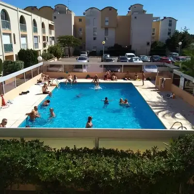 **Gruissan : T2 cosy avec piscine