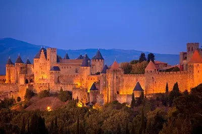 a large castle sitting on top of a hill at Au Grand Mûrier in Roquefère
