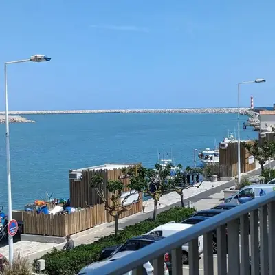T2 Mezzanine à 250m de la plage pour 4/5 pers avec Parking et TV - FR-1-797-31