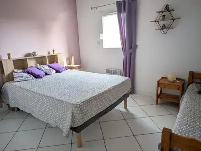 a bedroom with a bed in a room with a window at Superbe villa T4 confort avec cour, proche plage - 6 Pers. Parking - FR-1-797-47 in Port-la-Nouvelle