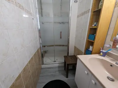 a bathroom with a shower and a sink at Villa T3 Spacieuse à Port-la-Nouvelle – Jardin, Parking, à 900m de la Plage, Chien Admis - FR-1-797-50 in Port-la-Nouvelle