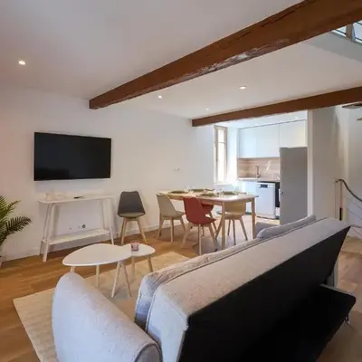 Le Rempart Harmonieux - Triplex au pied de la Cité