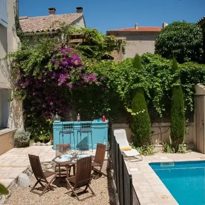 Maison Pelissier Bed and Breakfast with swemming pool