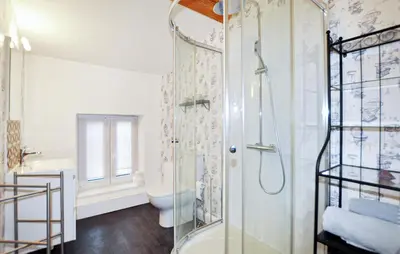 a bathroom with a shower and a toilet at Gorgeous Home In Thézan-Des-Corbières in Thézan-des-Corbières