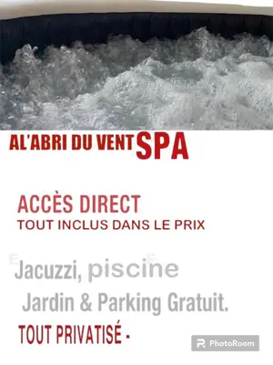 an image of a tub of water at Studio jacuzzi à l'abri des vents in Carcassonne