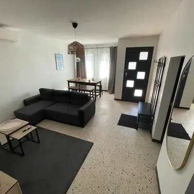 Maison 2 chambres 3 lits 4 couchages et extérieur