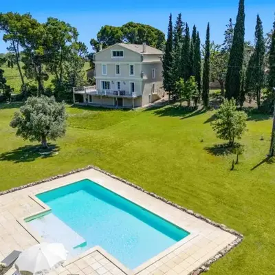 Villa Domaine du Midi by Villa Plus