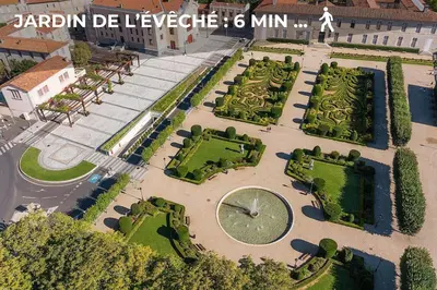 an aerial view of a large park with trees and bushes at Le Baroque - Grand T2 Confort, Lit Queen Size in Castres