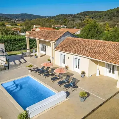 Villa Loupia by Villa Plus