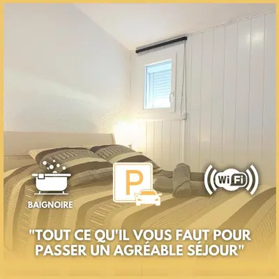 a room with a bed with a car on it at Sun Of Gruissan in Gruissan
