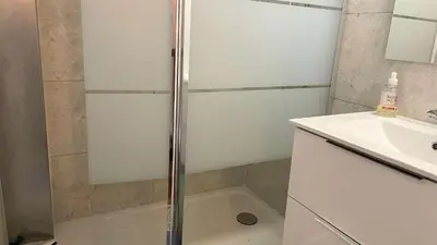 a bathroom with a shower and a sink at APPARTEMENT 3 pieces PORT LA NOUVELLE PN340-126 in Port-la-Nouvelle