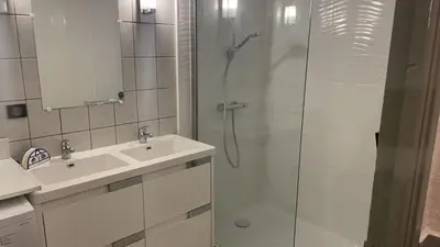 a bathroom with a shower and a sink at Appartement 3 pièces PORT LA NOUVELLE PN540-008 in Port-la-Nouvelle