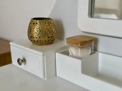 a bathroom with a vase sitting on a counter at Douce parenthèse in Carcassonne