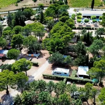 Camping 3 étoiles - Piscine - ccb0ffa