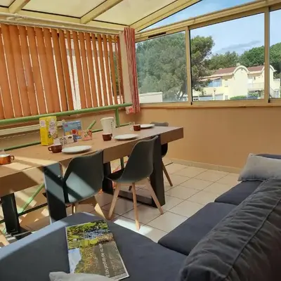 Gruissan - T2 Mezzanine Climatisé - 6 Pers - Parking Proche Plage - FR-1-796-87
