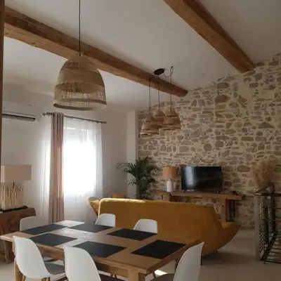 Maison Stellas