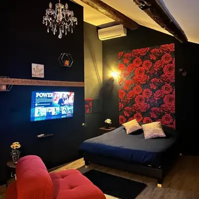 Love room Narbonnaise