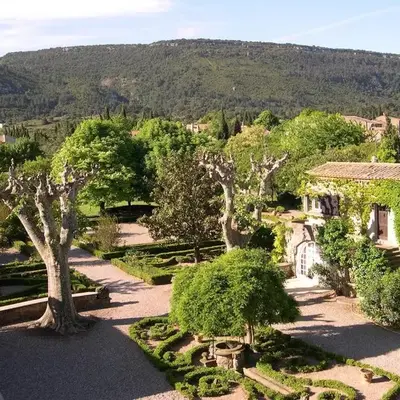 Appartement dans l'aile du château 130M2 6 personnes