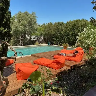 Le Doul Jolie villa au calme climatisée grande piscine jardin