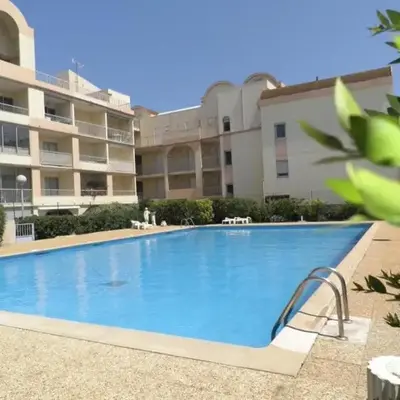 Gruissan Plage Studio RDC avec Piscine Wifi Parking Clim