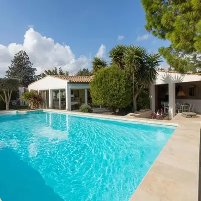 Magnificent villa with private pool