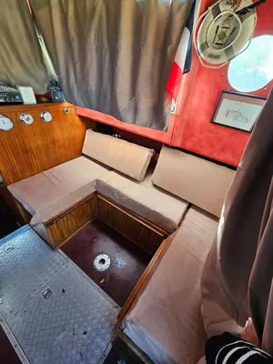 an overhead view of the inside of a small boat at bateau tinkerbell in Labastide-dʼAnjou