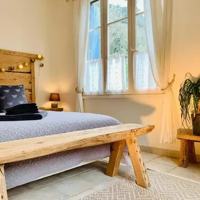 Peaceful Retreat At The Foot Of Black Mountain