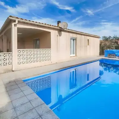 Nice Home In Cessenon Sur Orb - Flh677