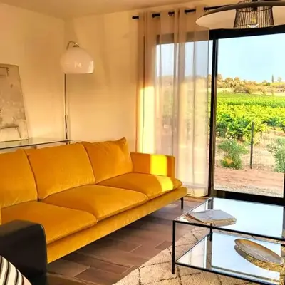 Villa neuve calme - piscine privée - vue sur les vignes
