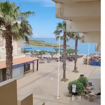 2 appartements mitoyens avec climatisation
