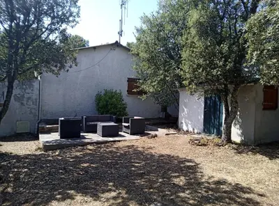 a group of televisions sitting outside of a building at Les Yeuses in Brousses-et-Villaret
