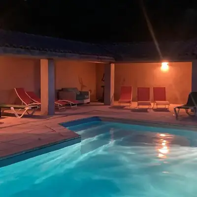 Belle vue avec piscine sécurisée