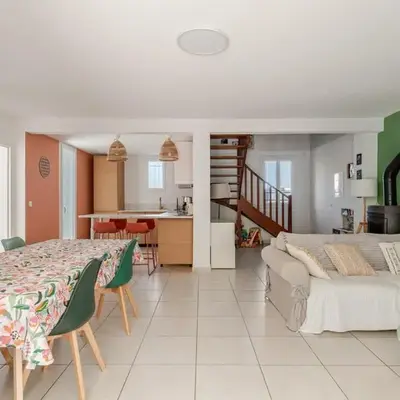 Maison Gruissan proche du village et de la plage