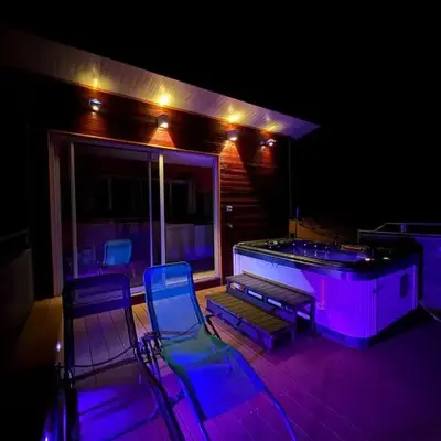 Maison de village avec spa privé & grande terrasse calme & détente