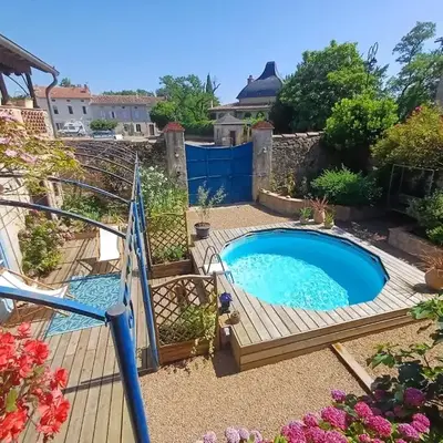 SAINT-JULIA - Studio