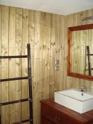 a bathroom with a sink and a mirror at Chateau st-auriol - le caviste in Lagrasse